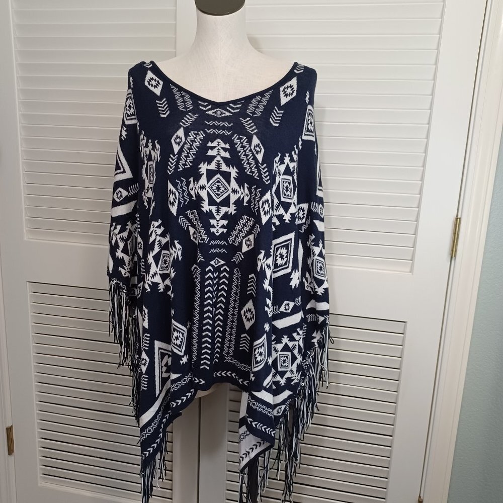 Divided Sweater Poncho Womens Small Navy Blue White Fringe Aztec Print Boho